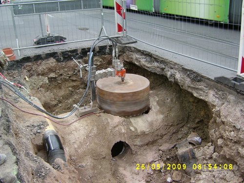 BohrungEinlaufinAbwasserkanal
