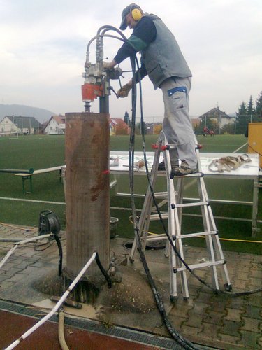 TiefenbohrungmitBohrkernentnahme01