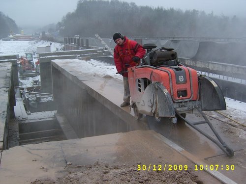 SchneidarbeitenAutobahnbrucke02