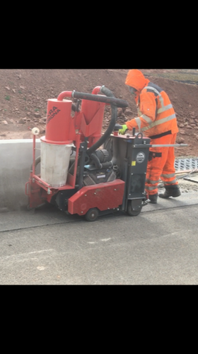 TrockenschnittinAsphaltmitAbsaugung